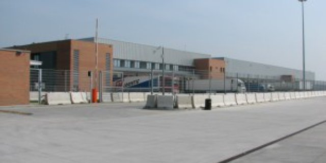 Centrum logistyczne w miejscowości Domasław