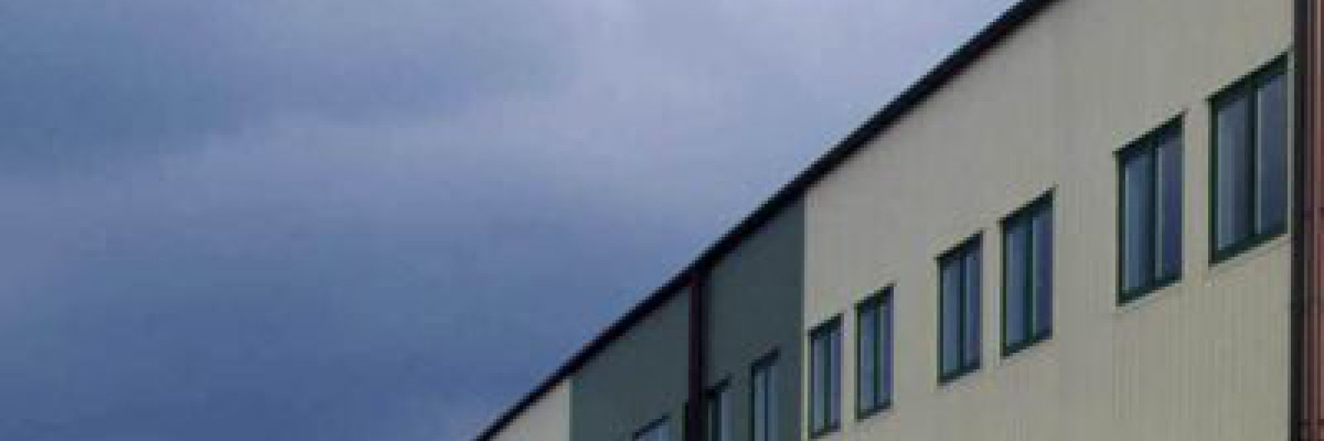Centrum magazynowo-biurowe firmy OLMAR S.A. w Piasecznie koło Warszawy