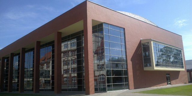 Remont i przebudowa na Gimnazjum budynku szkoleniowego Nr 8 w Mrągowie - Etap II - Budowa infrastruktury sportowej