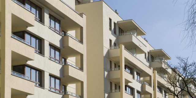 Budynek mieszkalny wielorodzinny wraz z częścią usługową, garażem podziemnym, miejscami postojowymi na terenie, obsługą komunikacyjną i elementami zagospodarowania terenu przy ul. Górczewskiej 228, Warszawa - Bemowo