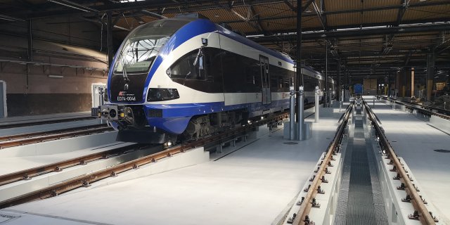 Przebudowa kanałów rewizyjnych i posadzek w hali lokomotywowni na stacji Wrocław Główny