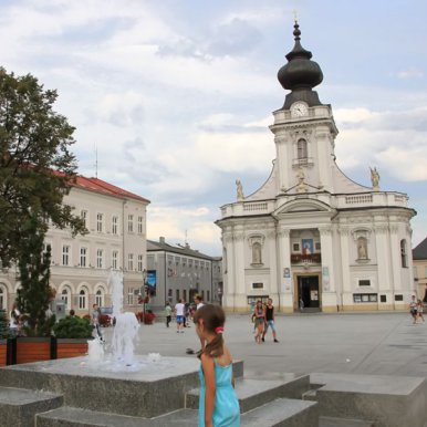 Rewitalizacja przestrzeni publicznej wadowickiego rynku i ulic sąsiednich wraz z infrastrukturą komunalną i drogową