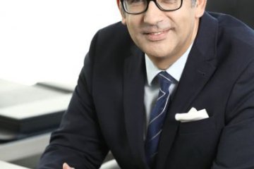 Grupa Mostostal Warszawa utrwala wzrost zysku, zwiększa stan środków pieniężnych i redukuje zadłużenie finansowe