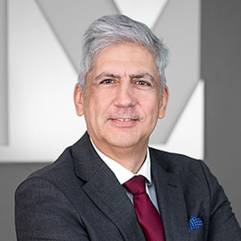 Carlos Resino Ruiz - Member of the Management Board: CFO