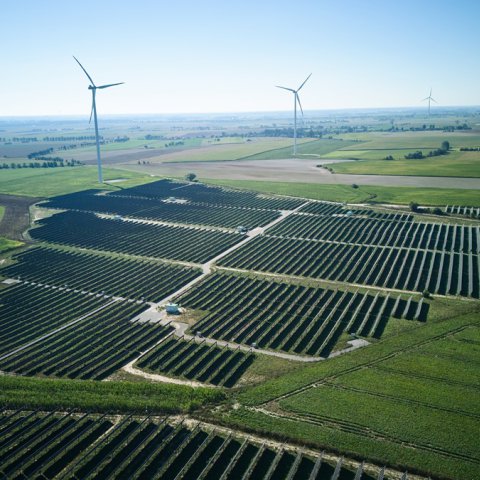 Mostostal Warszawa zakończył realizację elektrowni fotowoltaicznej w Janikowie