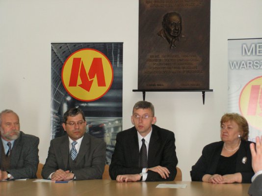 2 stacje oraz 1,5 km odcinek tunelu dla Metra Warszawskiego