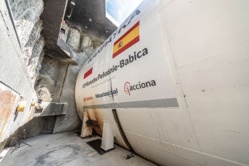 Maszyna TBM „Karpatka” rozpoczęła drążenie tunelu w Babicy
