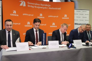 Mostostal Warszawa z umową na realizację odcinka drogi S8 