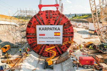 TBM: montaż tarczy skrawającej zakończony sukcesem