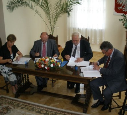 Kolejne kontrakty Grupy Kapitałowej Mostostal Warszawa