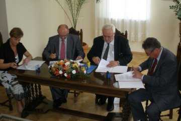 Kolejne kontrakty Grupy Kapitałowej Mostostal Warszawa