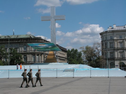 Mostostal jest wykonawcą ołtarza papieskiego