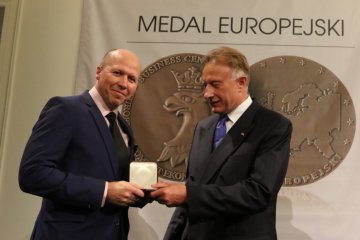 Mostostal Warszawa uhonorowany Medalem Europejskim