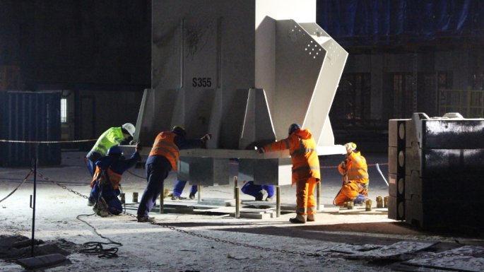 Pierwszy słup miesiąc przed terminem