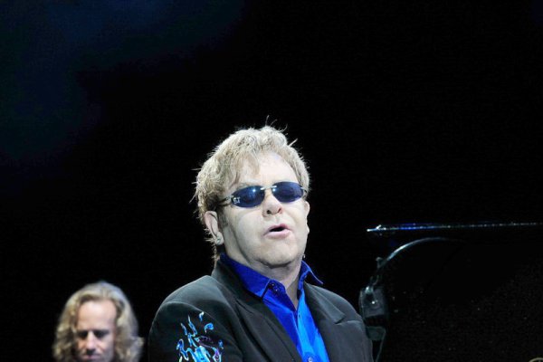 Pomogliśmy przy organizacji koncertu Eltona Johna