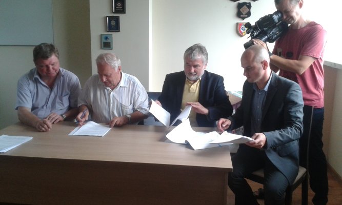 Umowa na realizację Terminala Lotniskowego Portu Lotniczego „Mazury”.