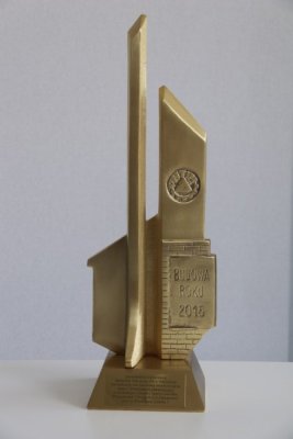 Wielofunkcyjna hala COS ze statuetką Budowa Roku 2016!