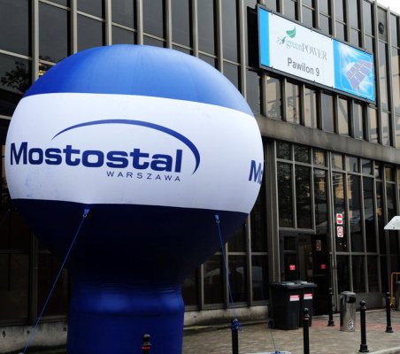 Zielone barwy Mostostalu