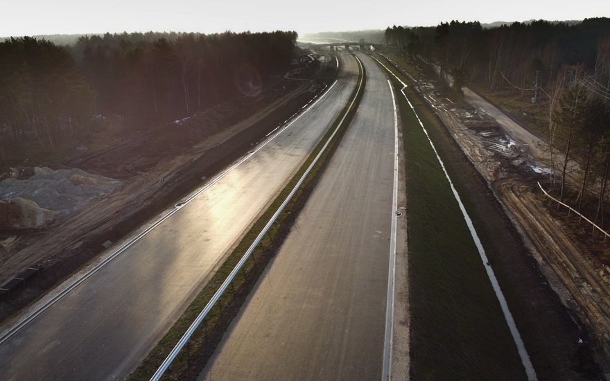 Wieści z budów: infrastruktura na pełnych obrotach