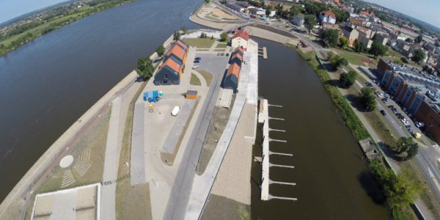 Revitalisation and Adaptation of the Post-Industrial Area in Grudziądz for New Tourist and Recreation Functions