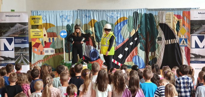 S19 Tunnel construction team took care of safety of primary school pupils