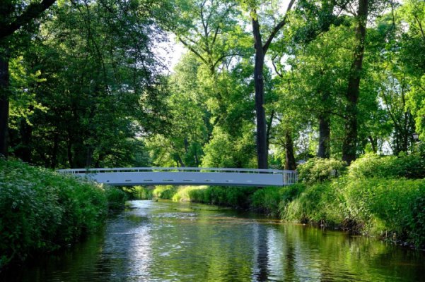 Another use of composites in a bridge structure