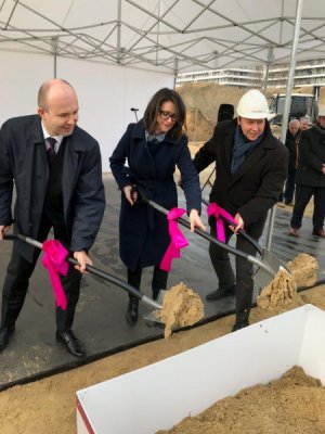 Groundbreaking ceremony for the construction of Vis á Vis Wola