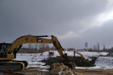 It's freezing outside and we're starting a new construction!