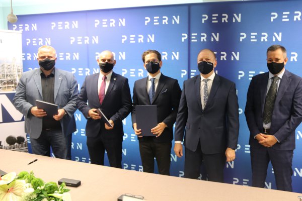 Consortium of Mostostal Warszawa and Mostostal Płock will build seven fuel tanks for PERN