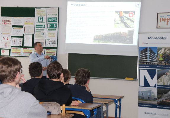 We are promoting the highest OHS standards among the students