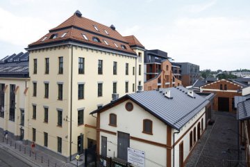 Mostostal Warszawa built electryfing apartments in Krakow
