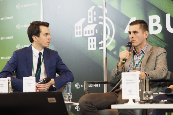 Zero-energy constructions of Mostostal Warszawa at the 