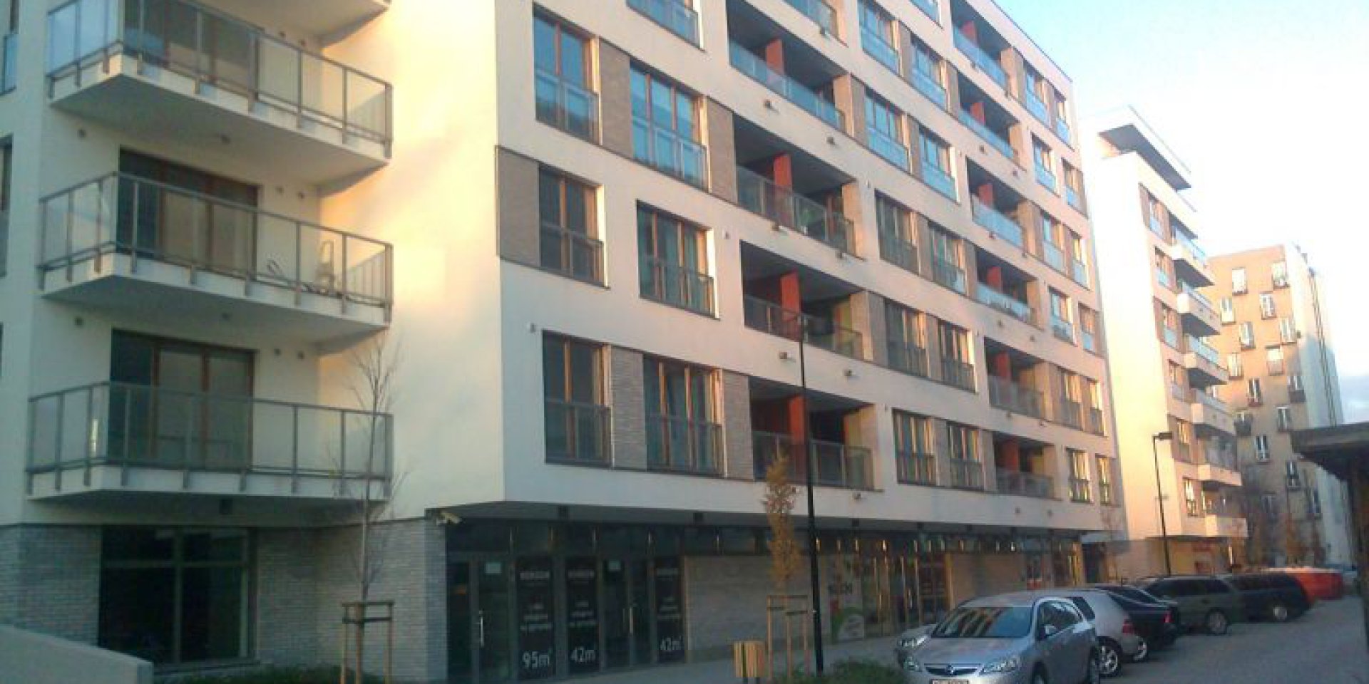 Complex of residential buildings with service premises on the ground floor and underground garage at Sowińskiego and Człuchowska Streets - stage 1A